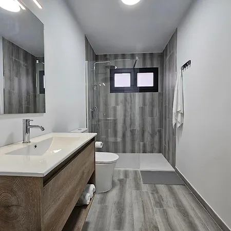 Precioso A De Candela En * O Grove